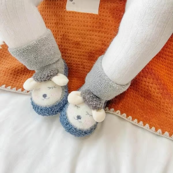 👶 Baby Cartoon Plush Cotton Toddler Shoes 🧸