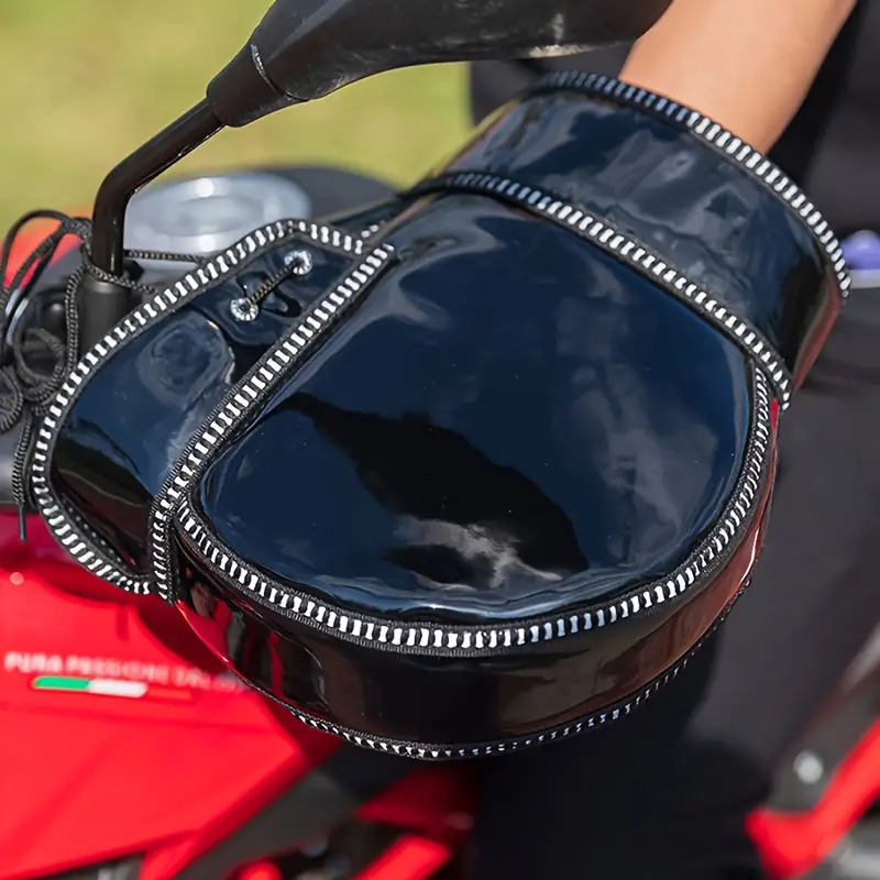 🏍️ Warm and rainproof handlebar covers for motorbikes 🌧️