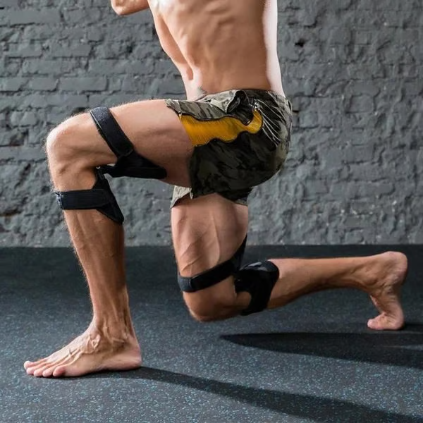 Knee braces [Provide good support for the joints and enhance the strength of the knees]