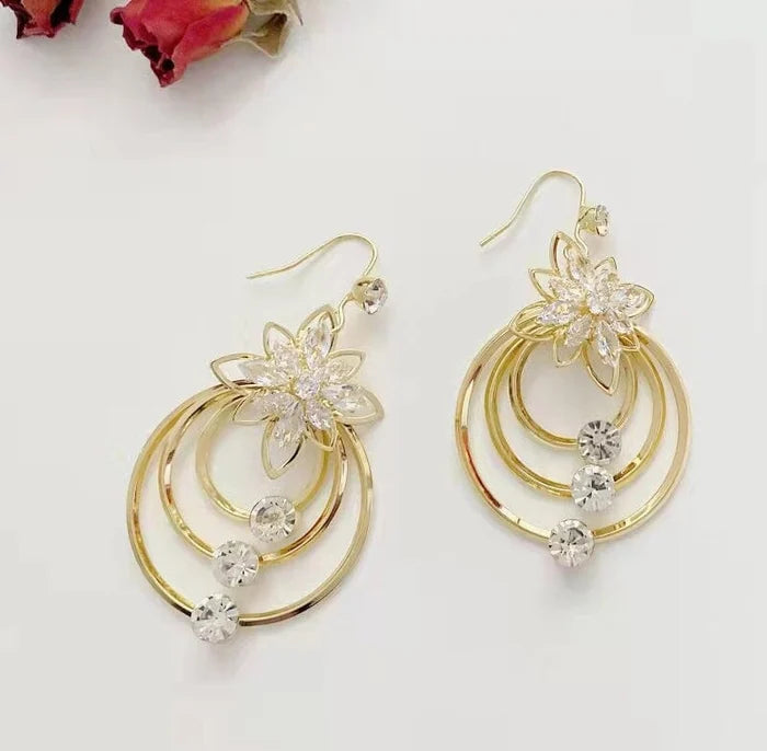 🔥🔥Crystal Lotus Three Hoop Earrings